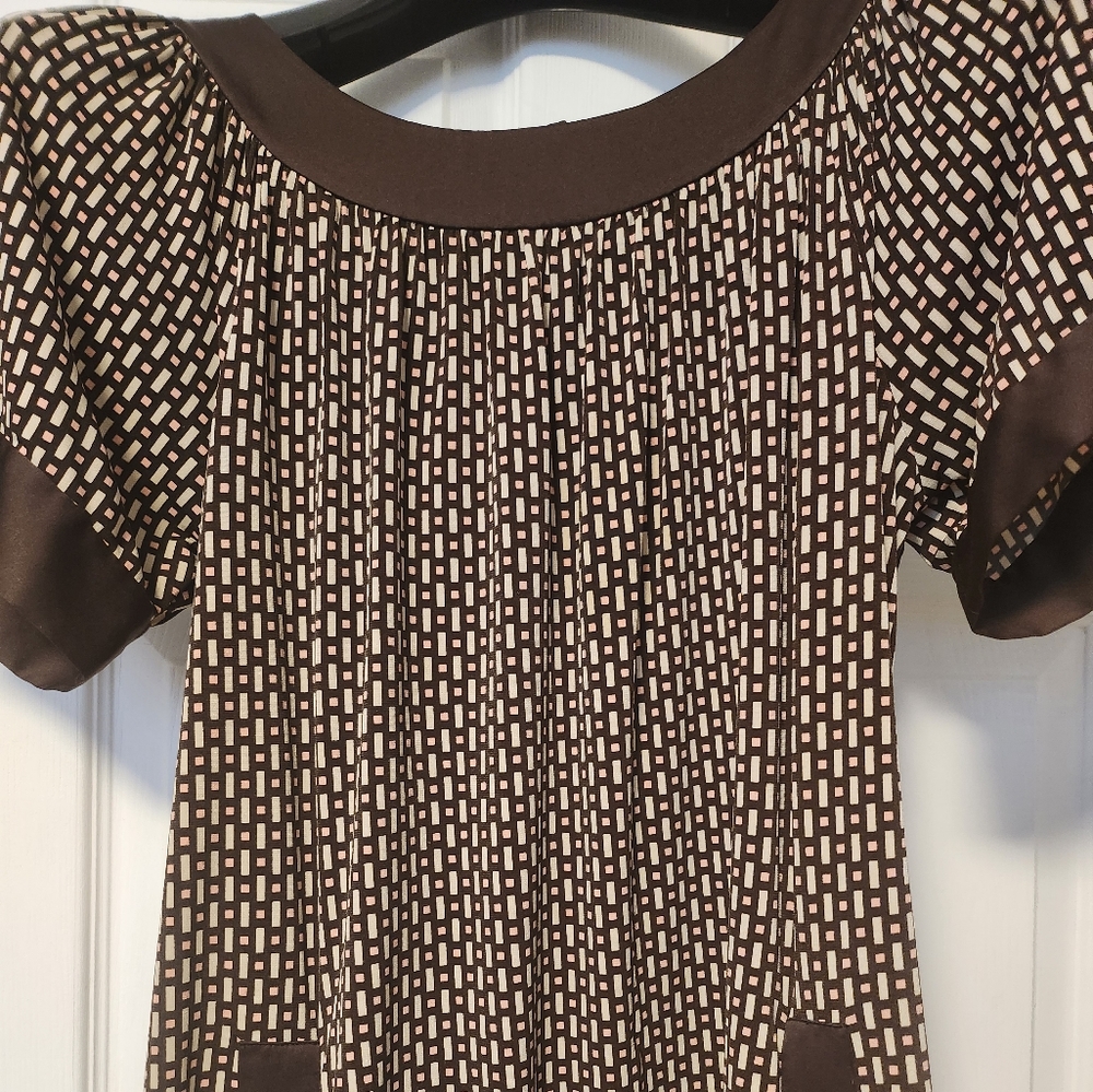 BCBG Dress in Brown, Beige, and Pink. A-line dress In size 8.